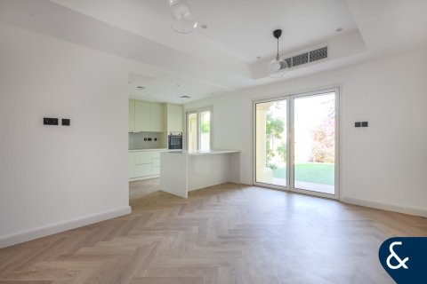 Villa en Springs 8, The Springs, Dubai, 3 dormitorios, 172 m², № 91386 - foto 2