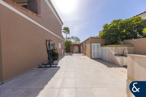 Villa in Green Community West, Green Community, Dubai 5 bedrooms, 577 sq.m. № 91378 - photo 17