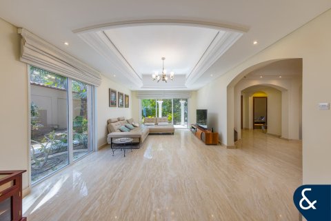 Villa in Green Community West, Green Community, Dubai 5 bedrooms, 577 sq.m. № 91378 - photo 4