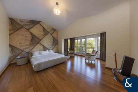 Villa in Green Community West, Green Community, Dubai 5 bedrooms, 577 sq.m. № 91378 - photo 11