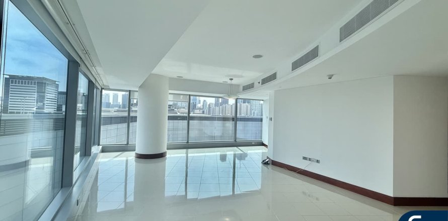 Appartement à World Trade Center, Dubai, 2 chambres, 162 m², № 98757