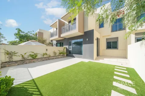 Villa à Dubai Hills Estate, Dubai, 3 chambres, 207 m², № 122964
