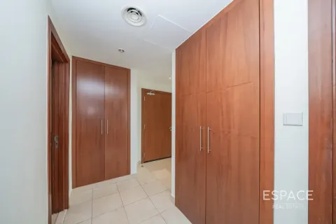 Appartement à The Views, Dubai, 2 chambres, 144 m², № 122960 - photo 13
