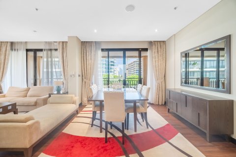 Apartment in Palm Jumeirah, Dubai 2 bedrooms, 170 sq.m. № 73561 - photo 2