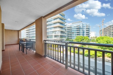Apartment in Palm Jumeirah, Dubai 2 bedrooms, 170 sq.m. № 73561 - photo 23