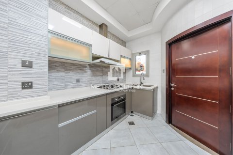 Villa in Al Furjan, Dubai 4 bedrooms, 225 sq.m. № 73560 - photo 7