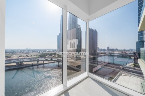 Apartment in Urban Oasis, Business Bay, Dubai 3 bedrooms, 176 sq.m. № 73556 - photo 24