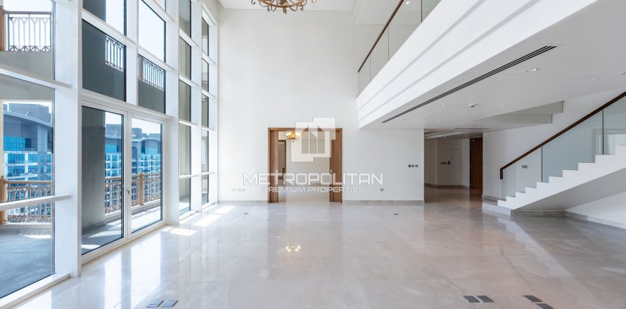 منزل ذو طابقين في Marina Residences, نخلة جميرا, دبي 4 غرف نوم, 953 م² رقم 73327