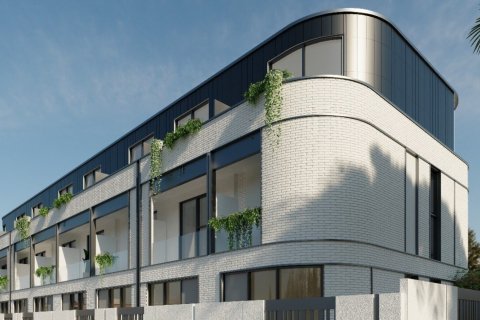 Adosado en Dubai Land, Dubai, 3 dormitorios, 179.95 m², № 133560 - foto 4