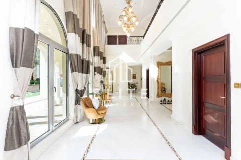 Villa in Palm Jumeirah, Dubai 6 bedrooms, 650 sq.m. № 121488 - photo 5