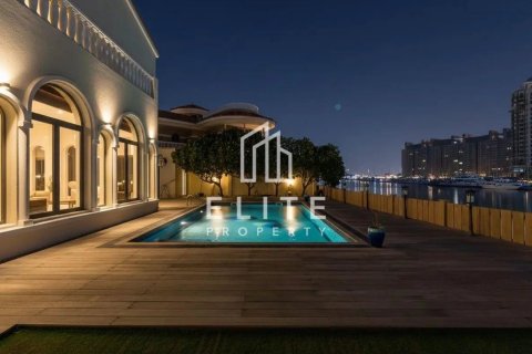 Villa in Palm Jumeirah, Dubai 6 bedrooms, 650 sq.m. № 121488 - photo 13