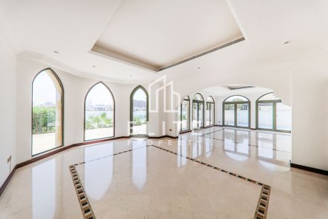 Villa en Palm Jumeirah, Dubai, 4 dormitorios, 604 m², № 121490 - foto 4