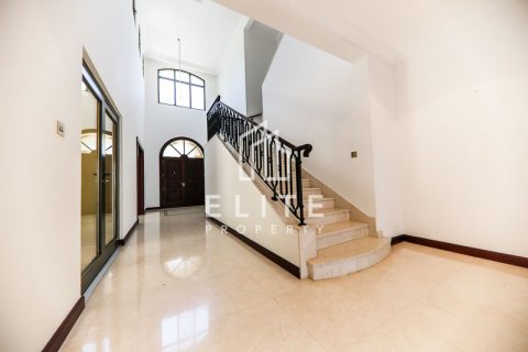 Villa en Palm Jumeirah, Dubai, 4 dormitorios, 604 m², № 121490 - foto 6
