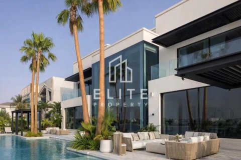 Villa in Palm Jumeirah, Dubai 6 bedrooms, 1244 sq.m. № 121493