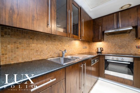 Apartment in Mohammad Bin Rashid Boulevard, Downtown Dubai (Downtown Burj Dubai), Dubai studio, 50 sq.m. № 45512 - photo 11