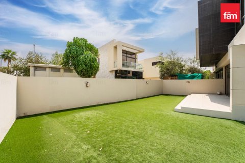 Townhouse in Dubai 4 bedrooms, 477.5 sq.m. № 139273 - photo 27