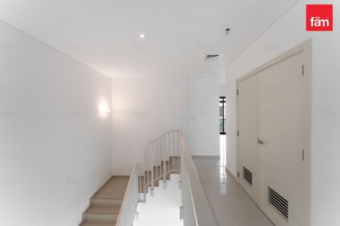 Townhouse in Dubai 4 bedrooms, 477.5 sq.m. № 139273 - photo 2