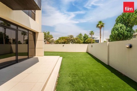 Townhouse in Dubai 4 bedrooms, 477.5 sq.m. № 139273 - photo 14