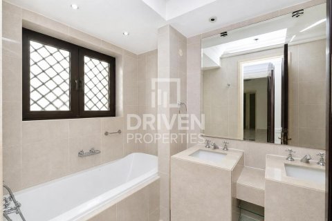 Apartamento en Downtown Dubai (Downtown Burj Dubai), Dubai, 2 dormitorios, 132.02 m², № 135455 - foto 8