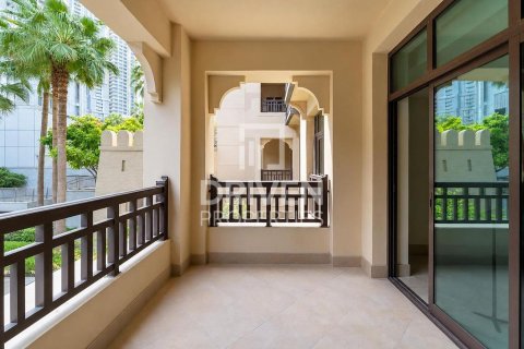 Apartamento en Downtown Dubai (Downtown Burj Dubai), Dubai, 2 dormitorios, 132.02 m², № 135455 - foto 3