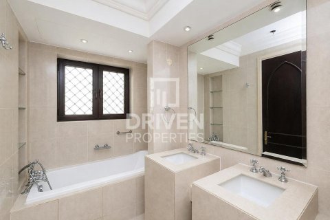 Apartamento en Downtown Dubai (Downtown Burj Dubai), Dubai, 2 dormitorios, 132.02 m², № 135455 - foto 7