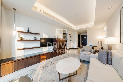 Apartment in Downtown Dubai (Downtown Burj Dubai), Dubai 1 bedroom, 81.75 sq.m. № 138709 - photo 2