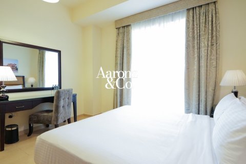 Hôtels-appartement à Jumeirah Beach Residence, Dubai, 2 chambres, 138 m², № 114176 - photo 10