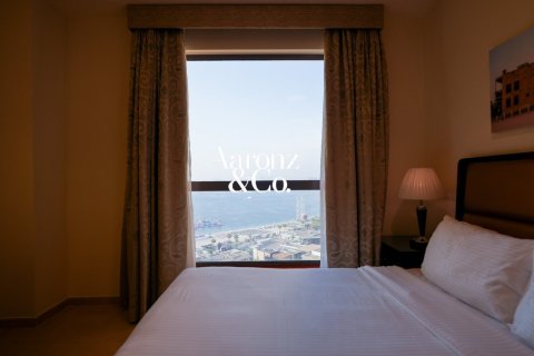 Hôtels-appartement à Jumeirah Beach Residence, Dubai, 2 chambres, 138 m², № 114176 - photo 12