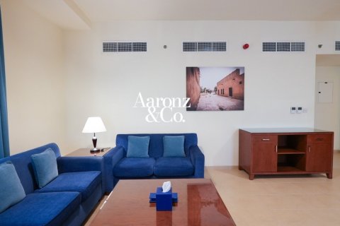 Hôtels-appartement à Jumeirah Beach Residence, Dubai, 2 chambres, 138 m², № 114176 - photo 8