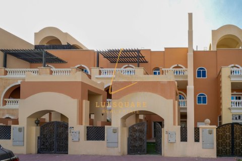 Townhouse in Jumeirah Village Circle, Dubai 4 bedrooms, 135 sq.m. № 113428