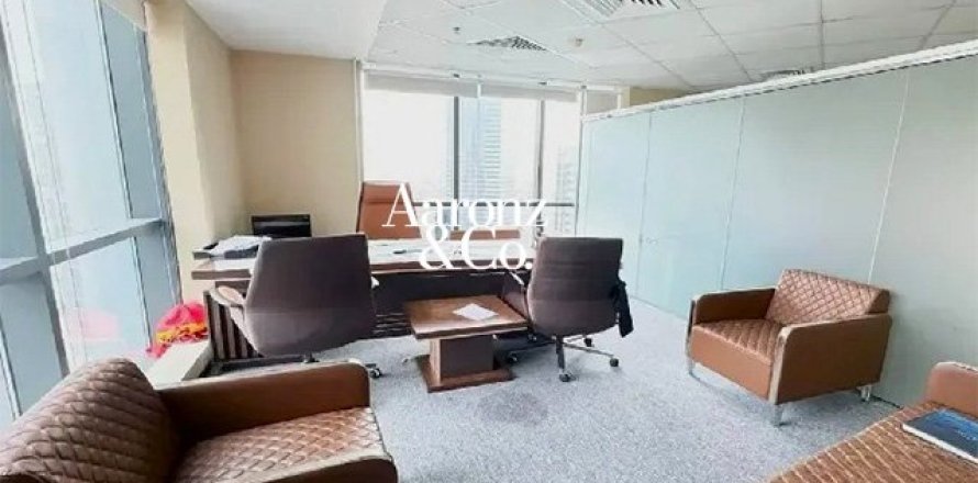 Office in Business Bay, Dubai 139 sq.m. № 113425