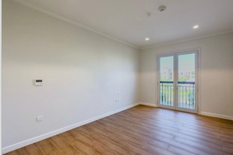 Adosado en Jumeirah, Dubai, 4 dormitorios, 444 m², № 142144 - foto 19