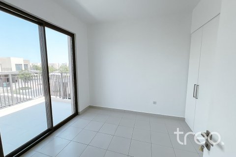 Townhouse in Dubai 4 bedrooms, 215.26 sq.m. № 124810 - photo 15