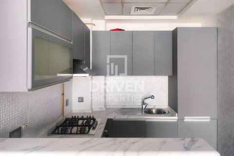 Снять в аренду квартиру в Glitz, Дубай Студио-Сити, Дубай: 3 спальни, 125.79м², № 129413 - фото 6
