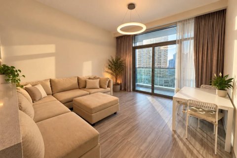 Apartment in Jumeirah Lake Towers, Dubai 1 bedroom, 69.77 sq.m. № 142153