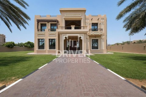 فيلا في الخوانيج, دبي 5 غرف نوم , 557.42 م² رقم 129622