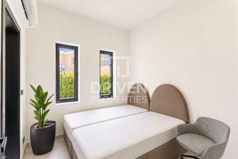 Купить виллу в Mirador La Coleccion, Арабиан Ранчес, Дубай: 6 спален, 1248.62м², № 142965 - фото 16