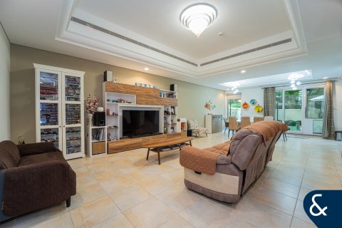 تاون هاوس في Victory Heights, Dubai Sports City, دبي 4 غرف نوم, 247 م² رقم 98622 - صورة 3