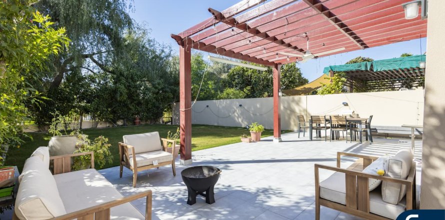 Villa à Arabian Ranches, Dubai, 4 chambres, 226 m², № 98623