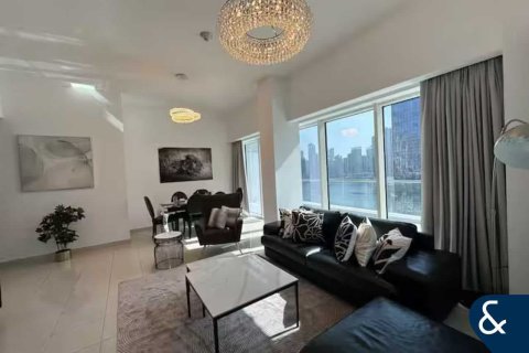 Apartment in Business Bay, Dubai 2 bedrooms, 174 sq.m. № 88393 - photo 2