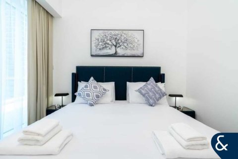 Apartment in Business Bay, Dubai 2 bedrooms, 174 sq.m. № 88393 - photo 10