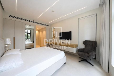 Apartment in Downtown Dubai (Downtown Burj Dubai), Dubai 2 bedrooms, 129.88 sq.m. № 140611 - photo 16