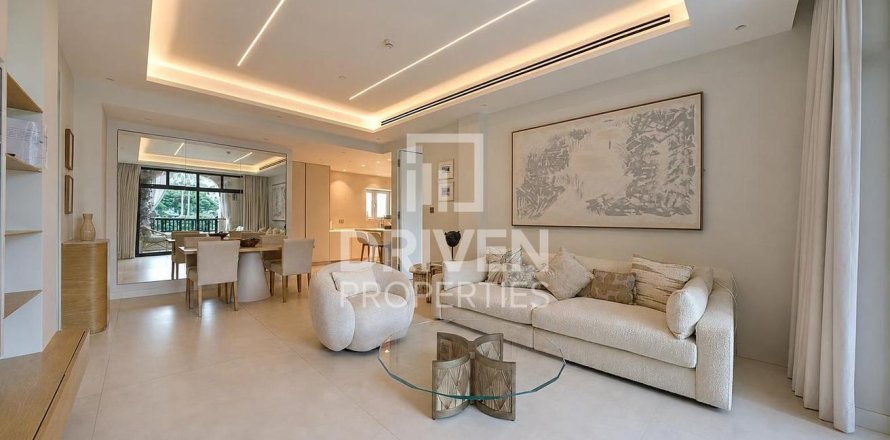 Apartment in Downtown Dubai (Downtown Burj Dubai), Dubai 2 bedrooms, 129.88 sq.m. № 140611