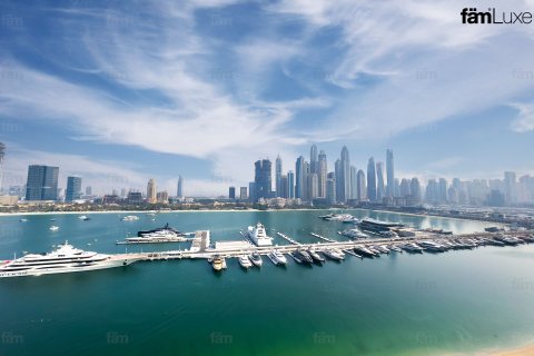 Квартира в Dubai Harbour, Дубай, 3 спальни, 180м², № 23067