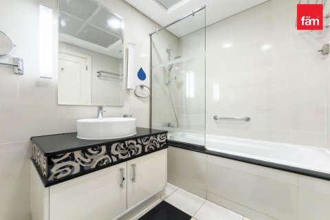 Снять в аренду квартиру в Даунтаун Дубай (Даунтаун Бурдж Дубай), Дубай: 2 спальни, 127.5м², № 115782 - фото 15