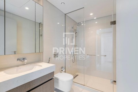 Apartment in EMAAR Beachfront, Dubai Harbour, Dubai 1 bedroom, 80.36 sq.m. № 136937 - photo 10
