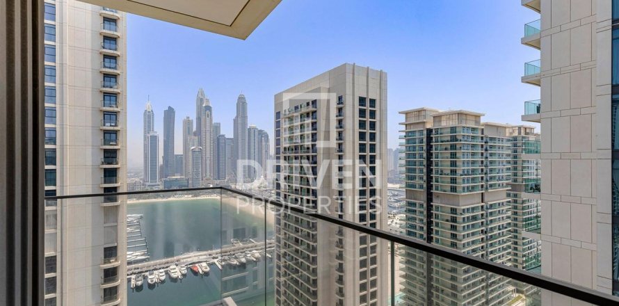 Apartment in EMAAR Beachfront, Dubai Harbour, Dubai 1 bedroom, 80.36 sq.m. № 136937