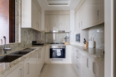 Apartment in Downtown Dubai (Downtown Burj Dubai), Dubai 3 bedrooms, 172 sq.m. № 120416 - photo 6
