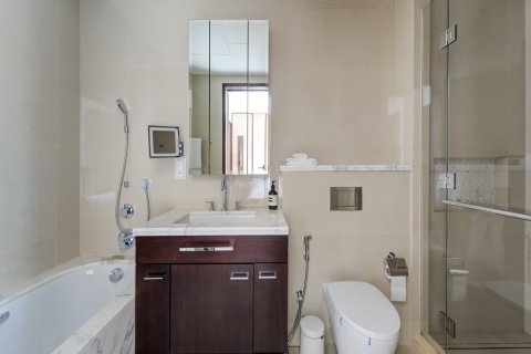 Apartment in Downtown Dubai (Downtown Burj Dubai), Dubai 3 bedrooms, 172 sq.m. № 120416 - photo 11