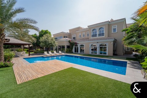 Villa à Arabian Ranches, Dubai, 6 chambres, 1115 m², № 75972